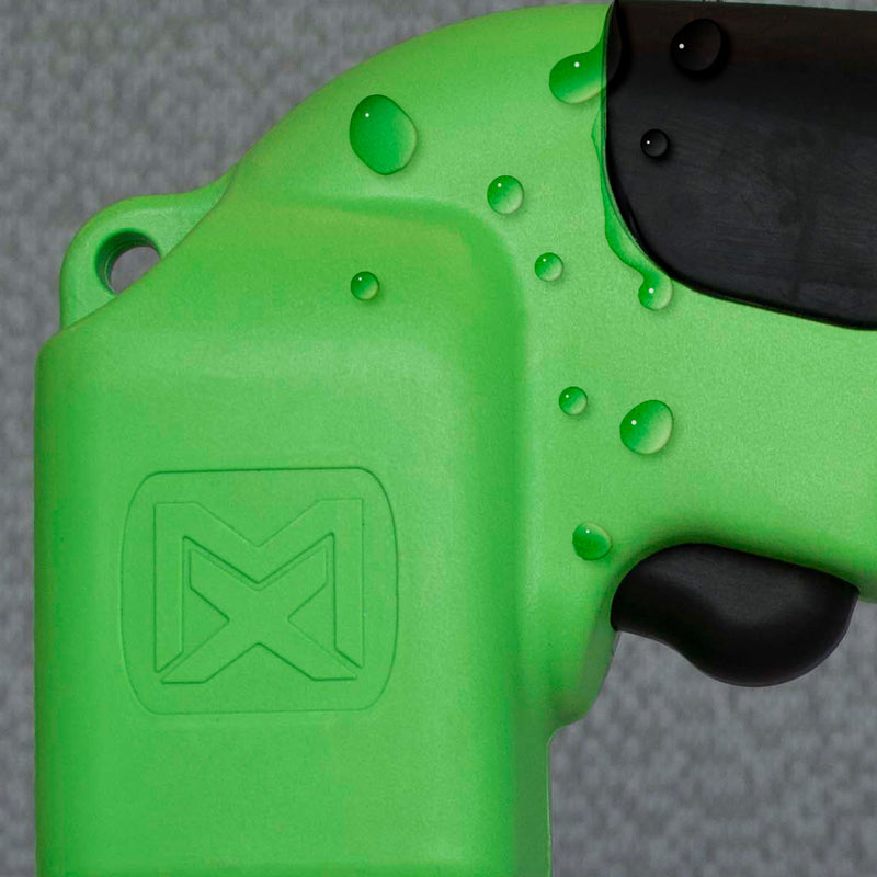 Magnaflux Y-2 with IP54 sealed housing, designed to resist dust and water for rugged field inspections.
